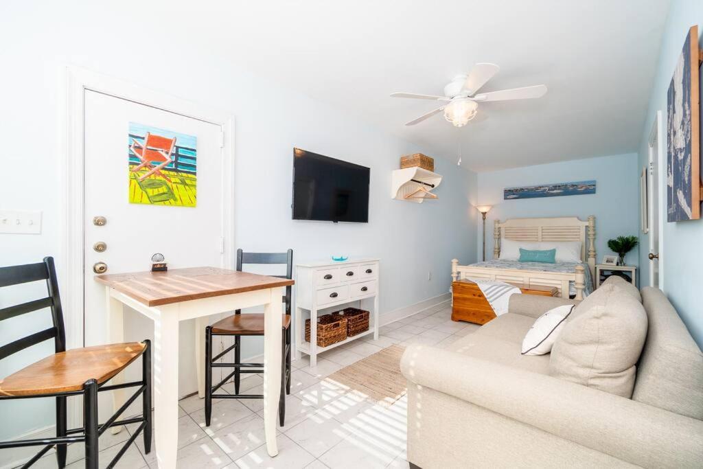 Why Knot Getaway...Rooftop With Waterview! Unit D Beaufort Exterior foto